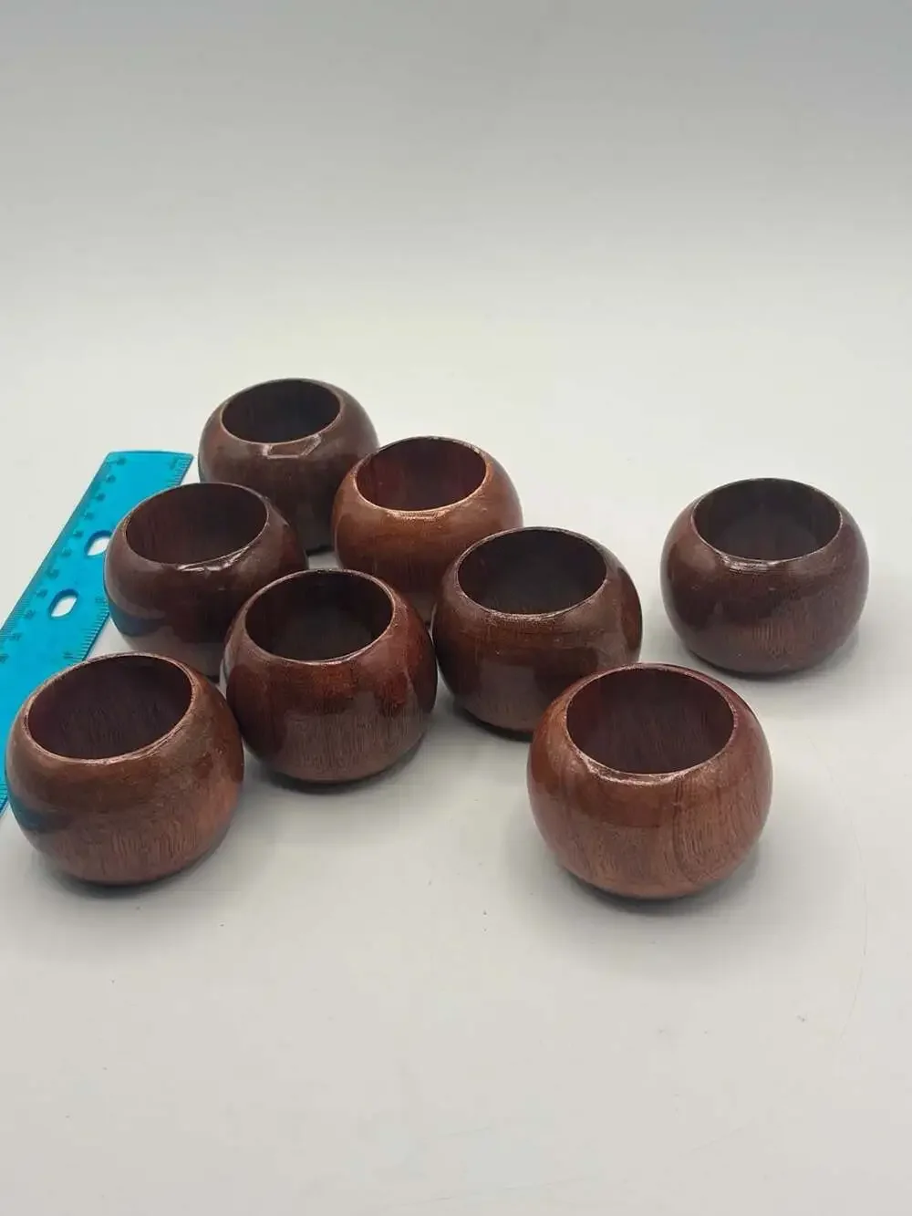 Vintage Handcrafted Polished Wood Grain Round Napkin Rings Set of 7